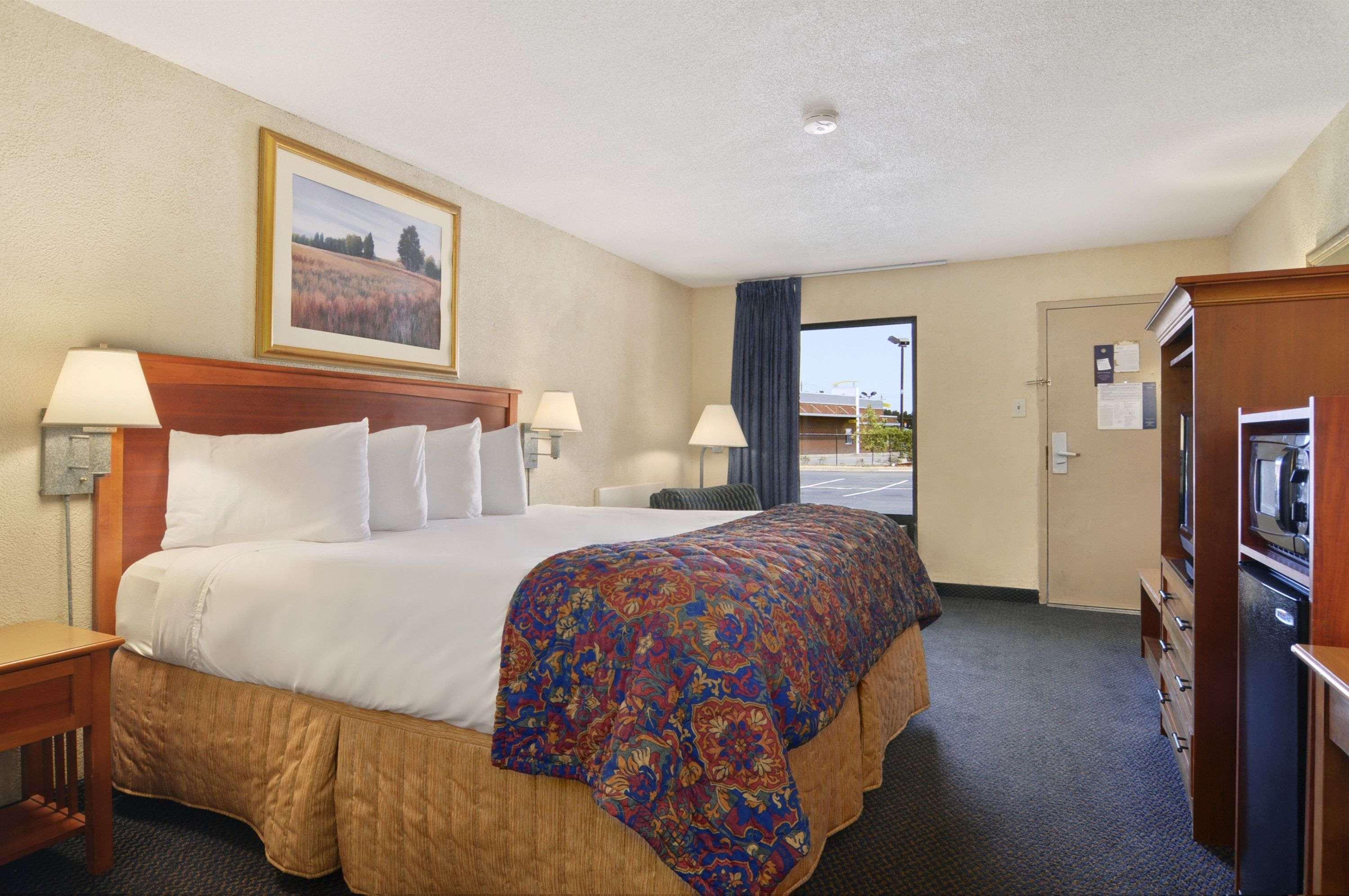 Baymont By Wyndham Macon I-75 Motel Ngoại thất bức ảnh