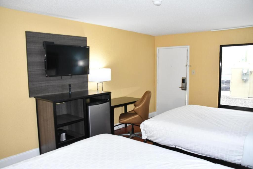 Baymont By Wyndham Macon I-75 Motel Ngoại thất bức ảnh