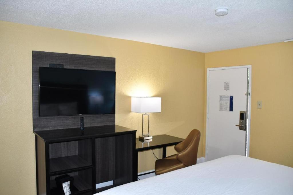 Baymont By Wyndham Macon I-75 Motel Ngoại thất bức ảnh