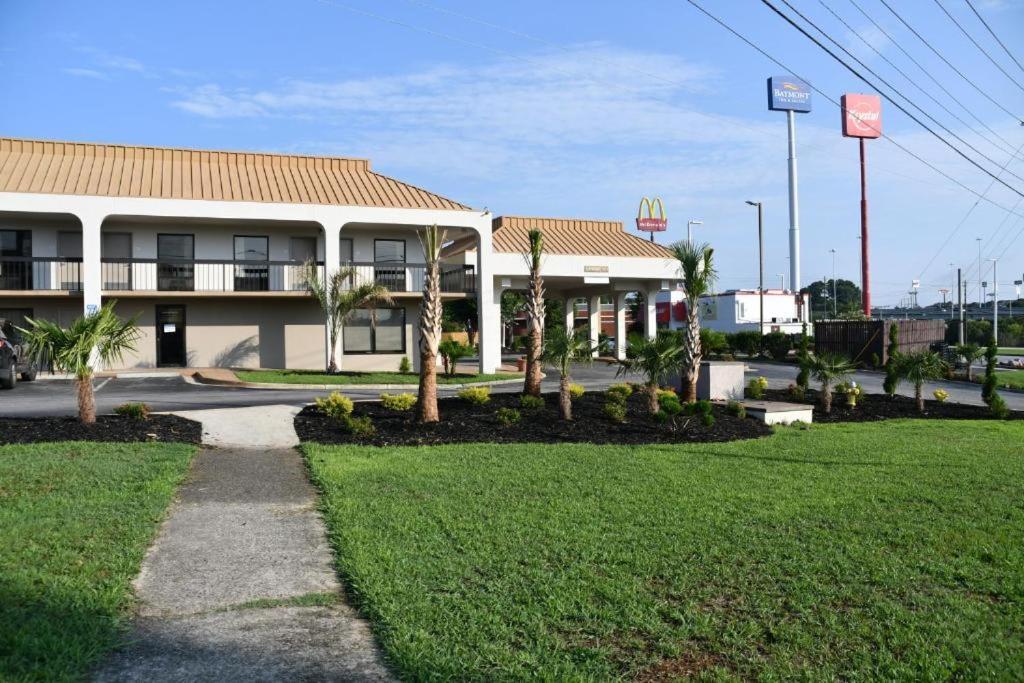 Baymont By Wyndham Macon I-75 Motel Ngoại thất bức ảnh